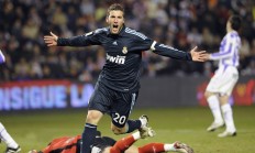 九游娱乐首页-F1街道赛焦点战，沙特单节拉开冰岛，速度与策略的极致博弈