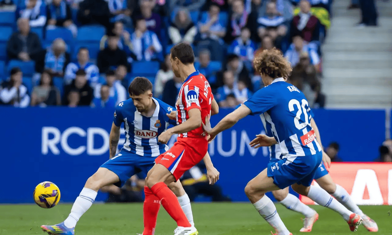 巴拉多利德不敌皇家社会,遗憾吞败的简单介绍 巴拉多利德不敌皇家社会,遗憾吞败的简单介绍