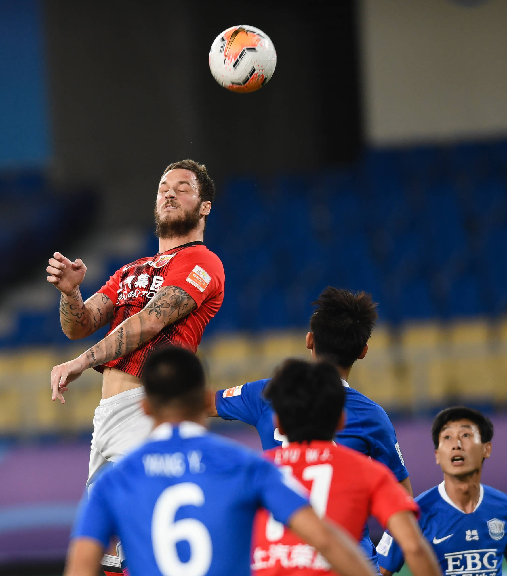 上海上港击败重庆斯威,继续追赶积分榜前列的简单介绍 上海上港击败重庆斯威,继续追赶积分榜前列的简单介绍