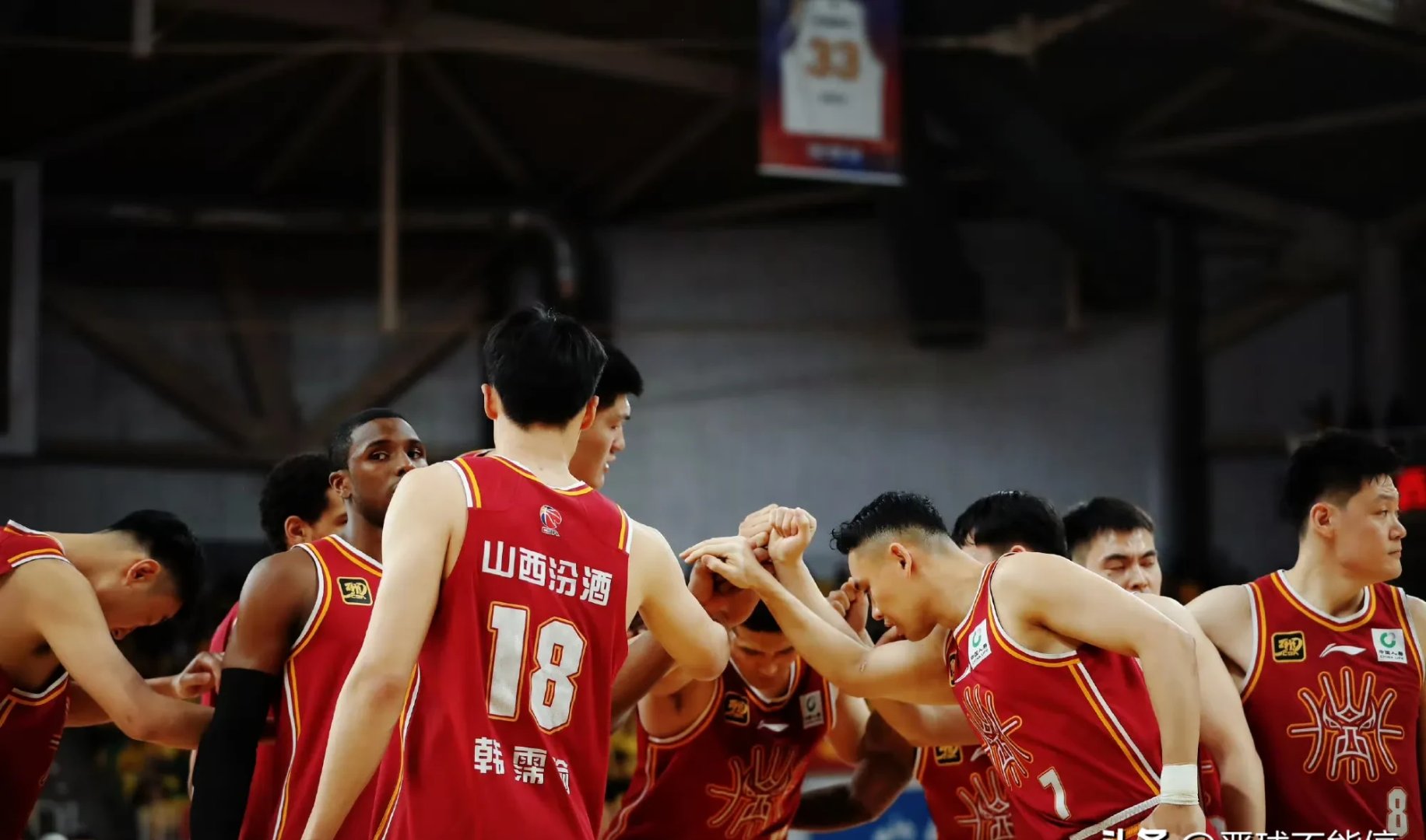 关于山西队接连取得两连胜，实力逐渐提升的信息