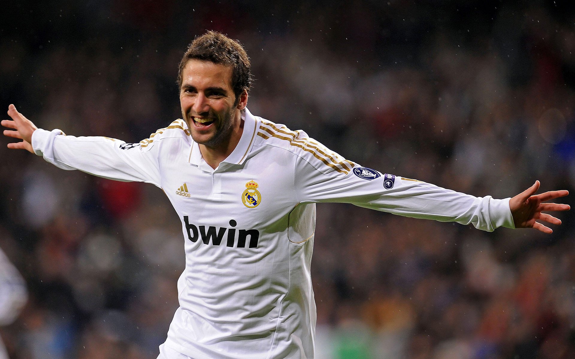 塞维利亚制霸卡塔尔，格纳布里成为关键先生